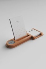 CW-26 Ahşap Masa Takvimi